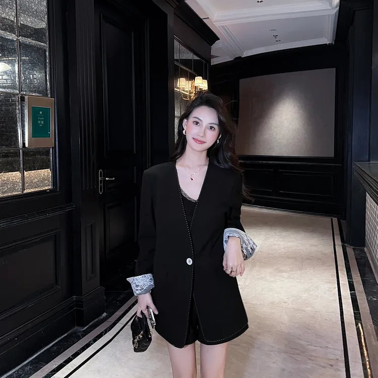 高级西装外套女2025春秋新款韩版设计感宽松百搭气质休闲西服上衣