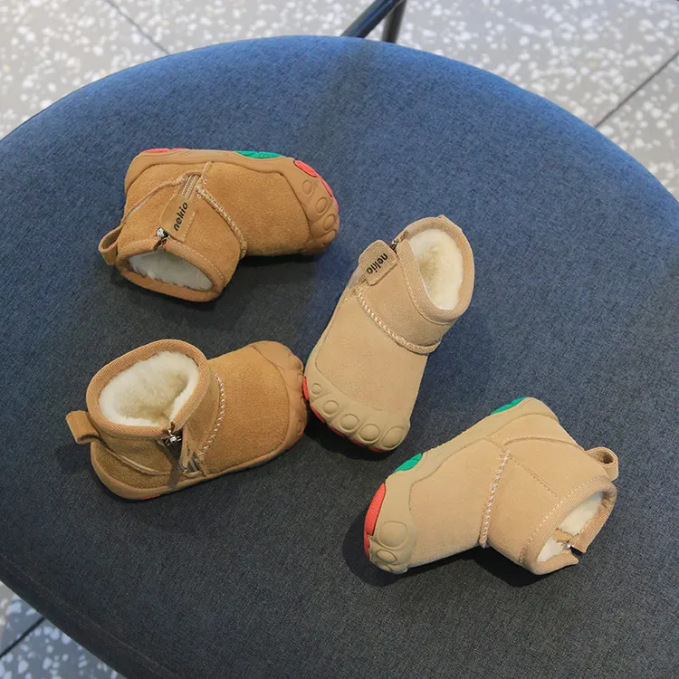 25505儿童雪地靴冬季新款加绒软底大棉鞋1-2--3岁男女小童防滑学