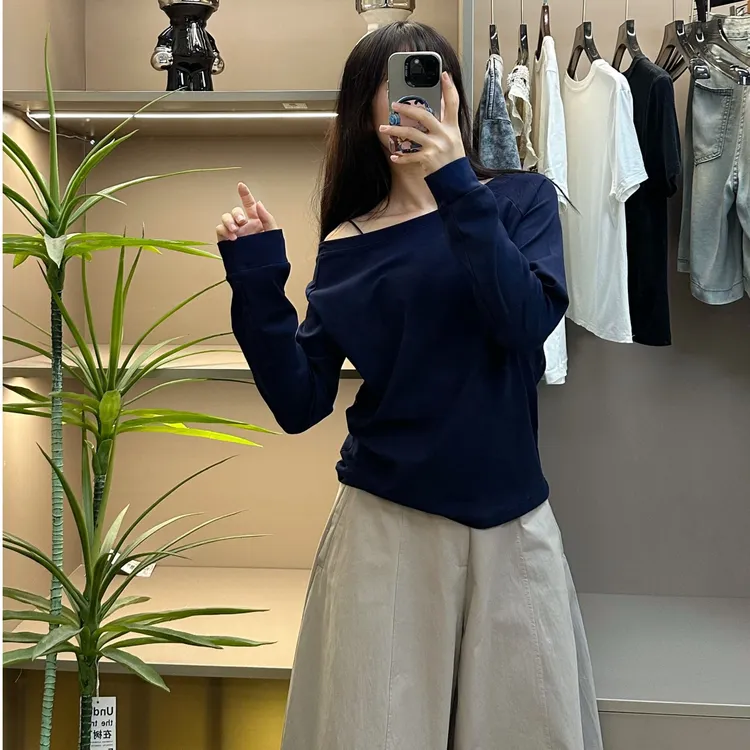 （6-8运补）慵懒斜肩长袖T女春秋宽松显瘦黑白灰藏青色斜肩辣妹上衣