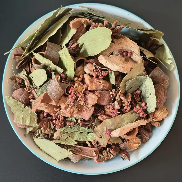 石佛镇老雷调味料煮肉大料香辛调料混合颗粒煮炖卤大料包