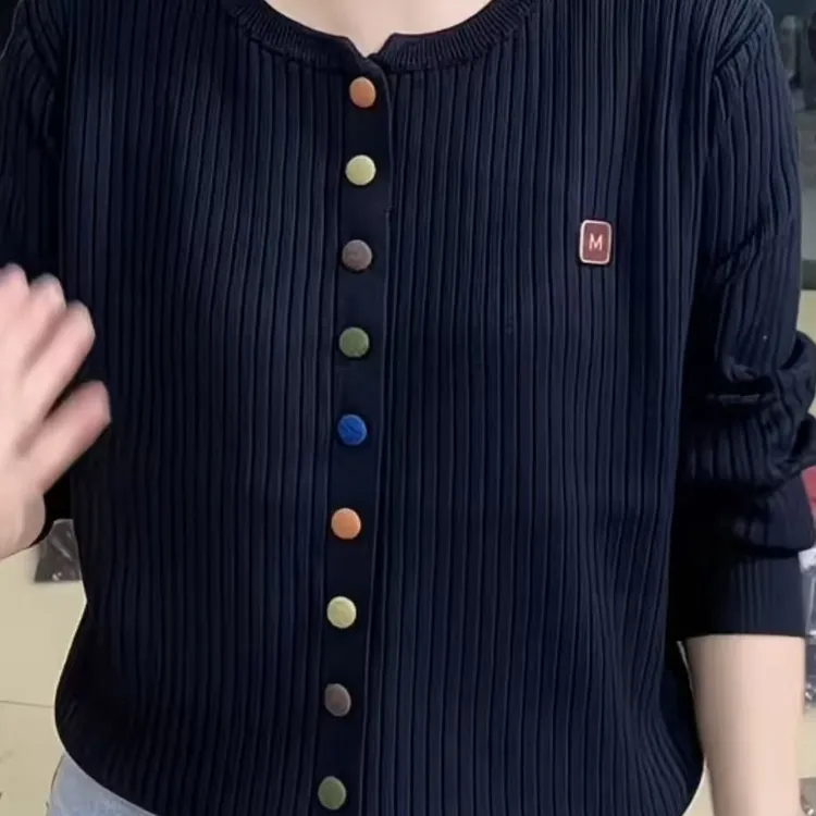 长袖女时尚宽松针织圆领毛针织衫百搭开衫显瘦气质