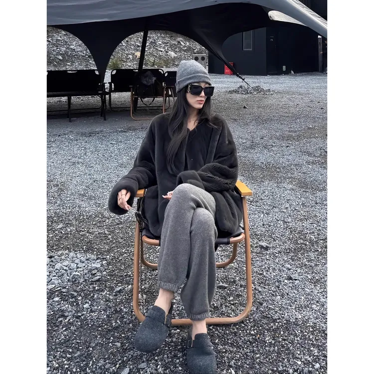 时尚百搭慵懒圆领挽袖环保小个子毛毛外套女冬季保暖气质洋气休闲