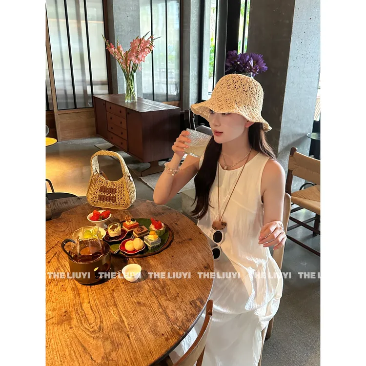 【LIUYI】三宅裙~欧若风新款无袖背心女连衣裙半身裙纱裙子小个子