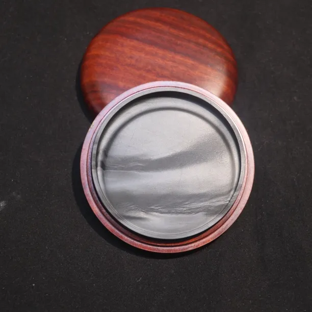 眉纹下坑青琅玕质地圆形月牙池歙砚老坑精品8×8×1cm