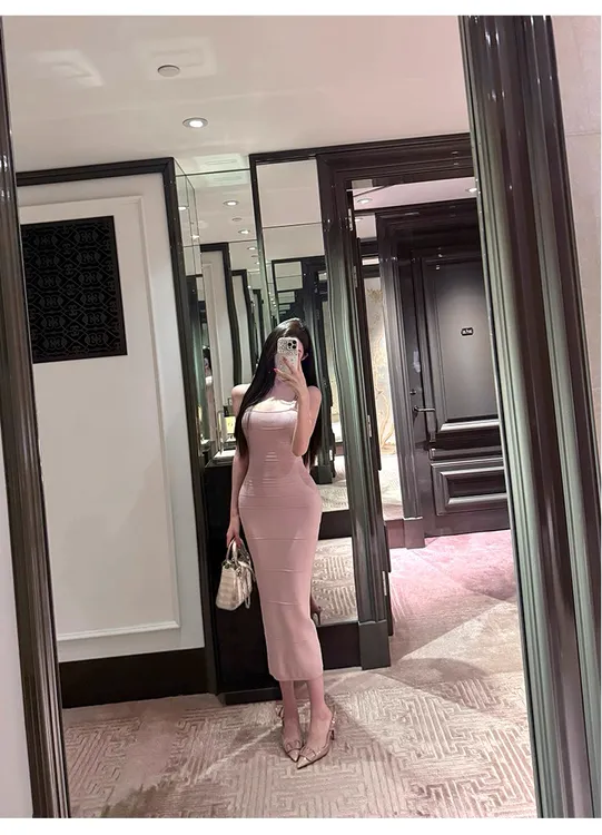 安妮午后 高级感法式吊带连衣裙秋冬拼条设计收腰纯欲无袖包臀裙