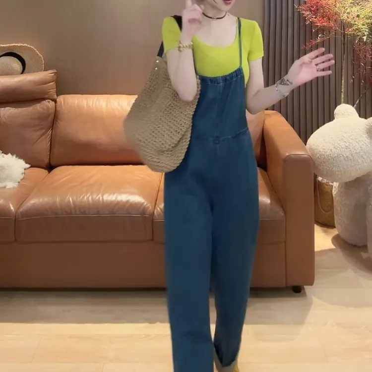 纯色简约净版修身显瘦短款短袖T恤+休闲牛仔背带裤LK2502685