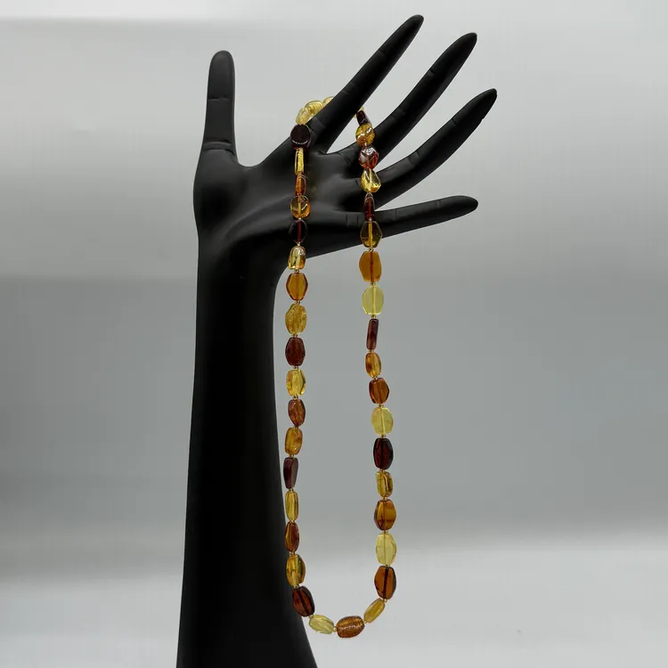 Bak Gvzal Jawayirat乔美琥珀彩色项链