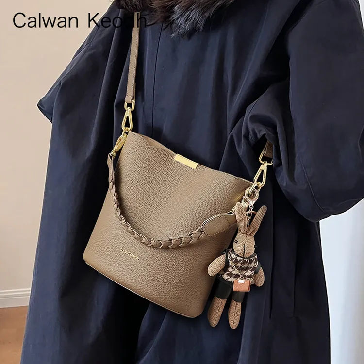 Calwan Keodh真皮包包女包大容量轻奢水桶包生日礼物送女友送老婆