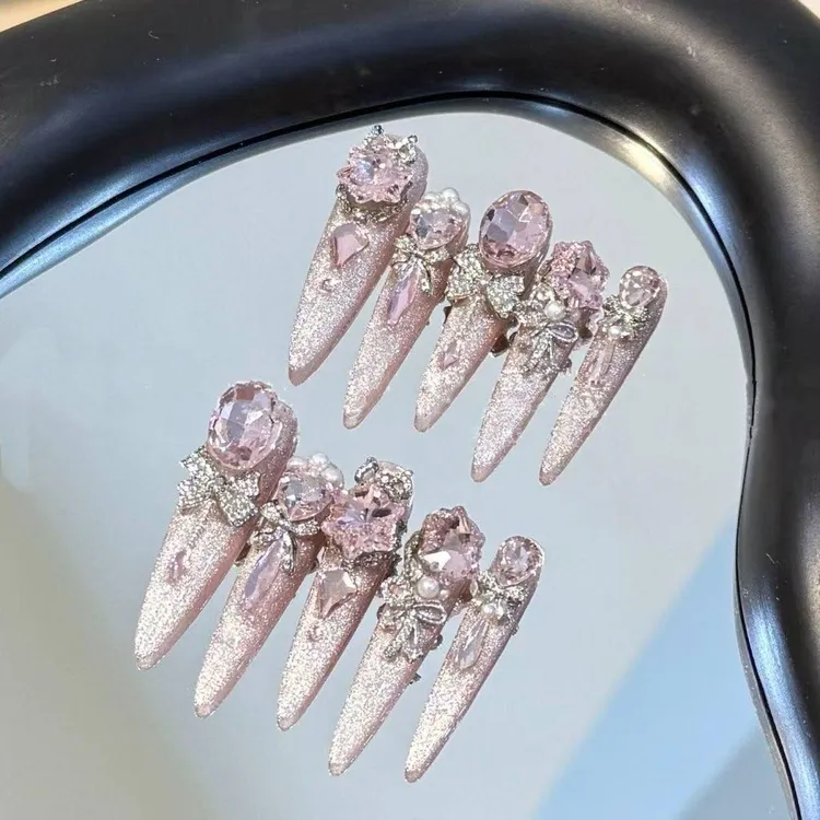 美甲纯手工穿戴甲可拆卸贴片粉色猫眼穿戴甲片2025克罗心穿戴甲