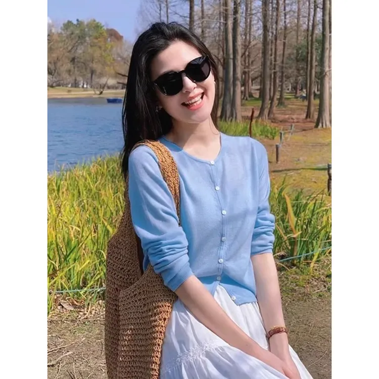 法式蓝色冰丝针织防晒开衫小披肩女夏季配裙子罩衫外搭上衣空调衫