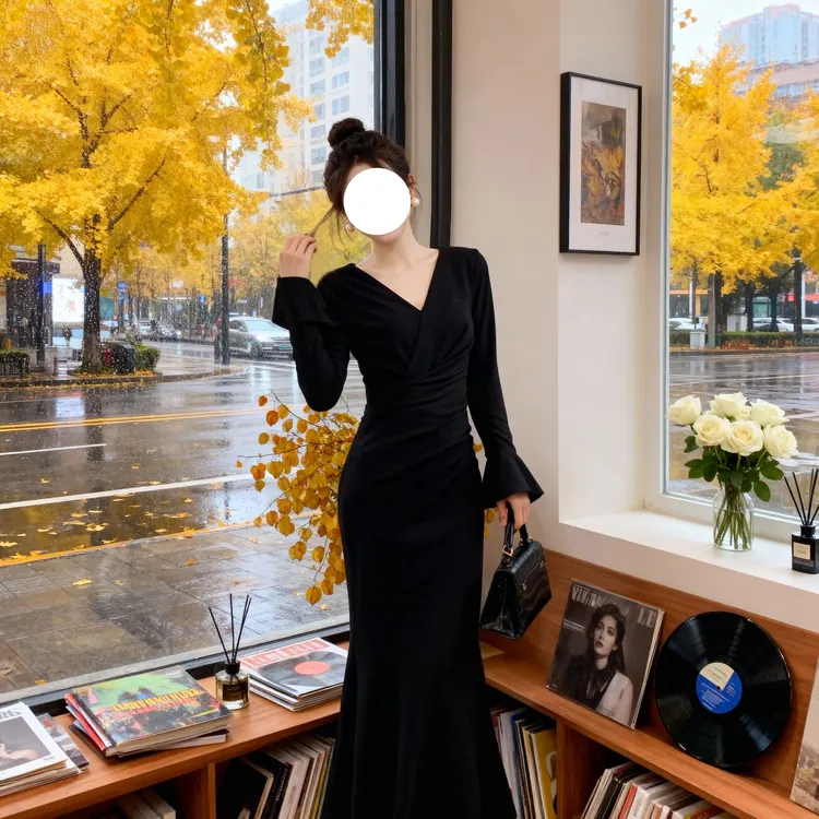 法式轻奢收腰温柔连衣裙2025春秋款连衣裙D4146