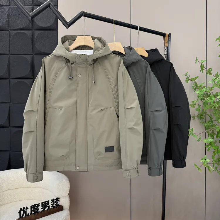 男士2025新款保暖防风连帽纯色男装宽松型冬季时尚棉服夹克8902