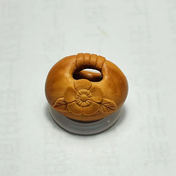 核有趣 纯手工桃核雕刻桃篮手编织龙纹桃核有钱花
