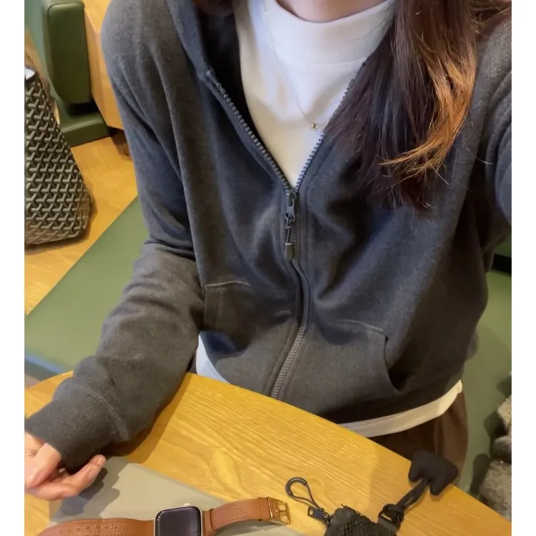 连帽卫衣外套女春秋新款韩版显瘦长袖简约小众设计感棉质减龄上衣