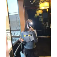 撞色经典老钱菱格纹针织开衫吊带两件套D780