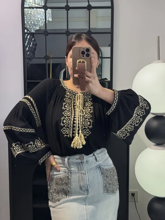 iselrag《亿瑟礼色彩》女装复古民族风刺绣系带长袖衬衫宽松上衣