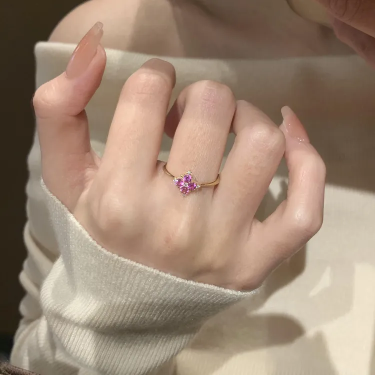 铜合金戒指 紫色四叶草锆石戒指女时尚轻奢小众高级感百搭食指戒