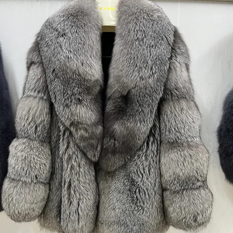 SQ 冬季加厚中长款大领子银蓝女士高档通勤风长袖草草外套