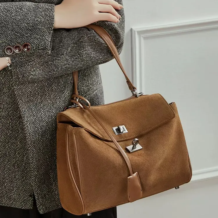 轻奢进口软麂皮绒托特包慵懒风大容量磨砂牛皮锁凯莉包女斜挎肩包