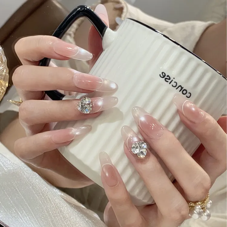 JDD【柔粉钻光-12甲】款式显白法式猫眼美甲穿戴甲高级感秋冬新款