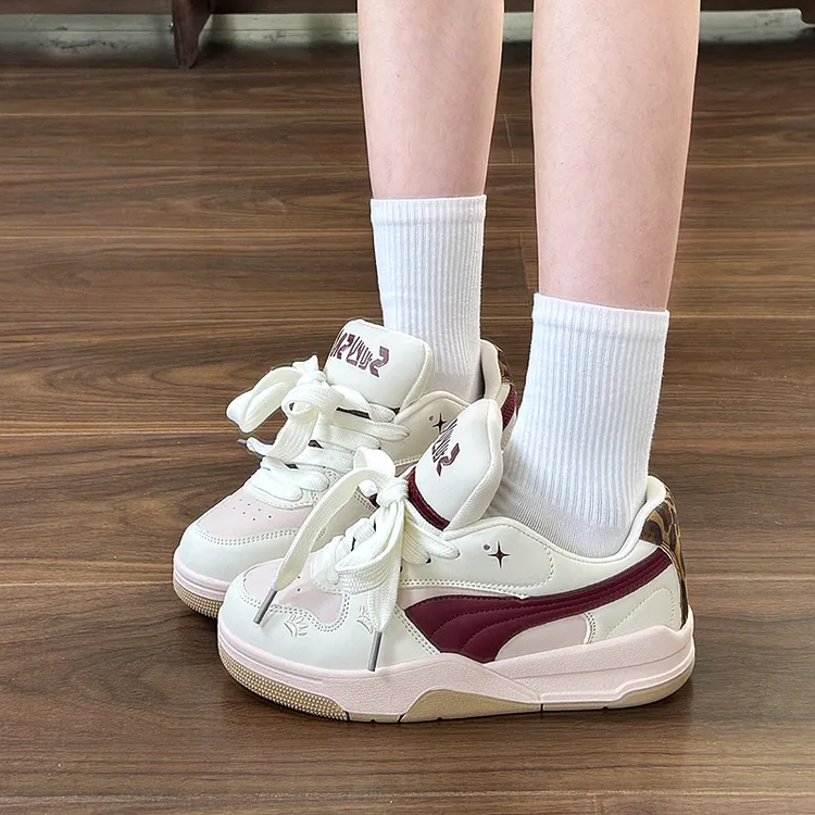 米粉色原创小众厚底面包鞋女百搭运动休闲板鞋学生小白鞋2025新款