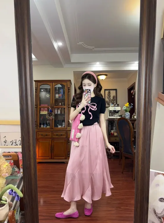 夏季新款洋气衣服女韩系黑色蝴蝶结印花短袖T恤高腰不规则裙子