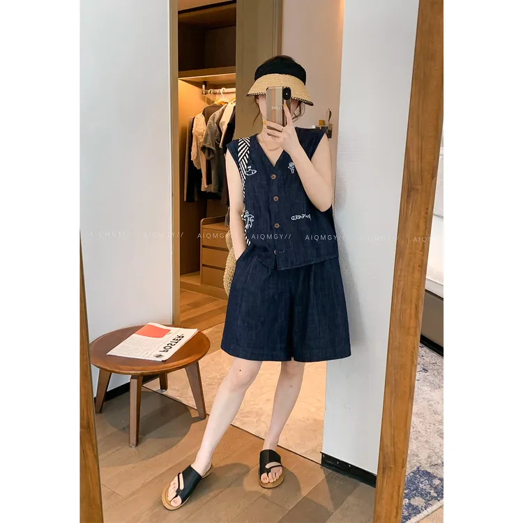 韩版时尚牛仔套装女2025夏季新款圆领无袖马甲阔腿高腰短裤两件套