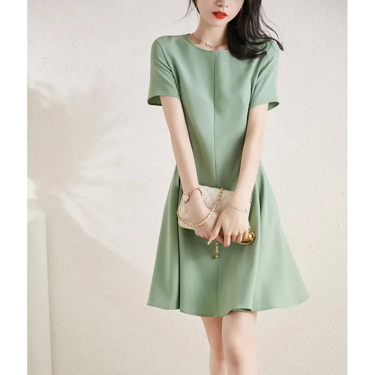 2025夏季新款时尚收腰显瘦A字绿色连衣裙女胖妹mm遮肉洋气裙子薄