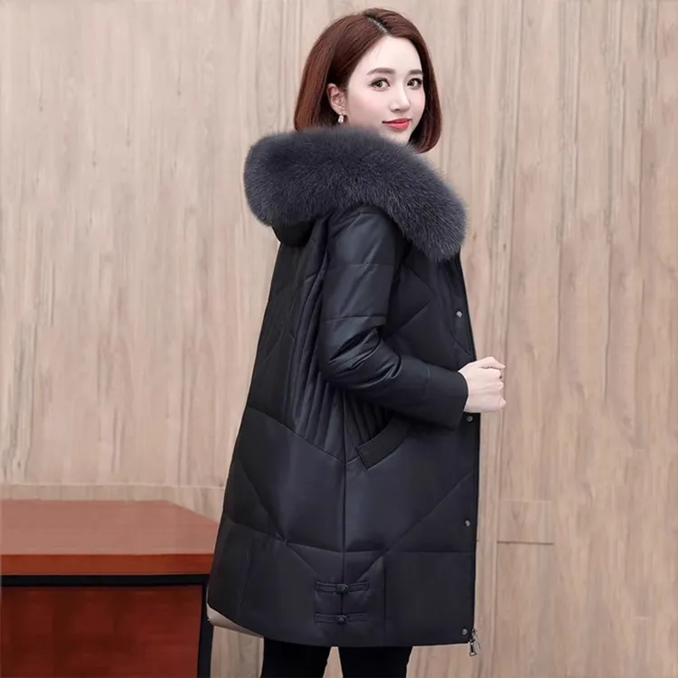 狐狸大毛领羽绒棉服中长款新款冬季女款连帽加厚保暖海宁皮衣外套