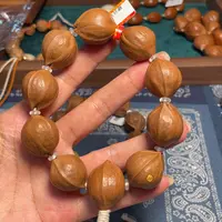 吊坠橄榄核金标铁素