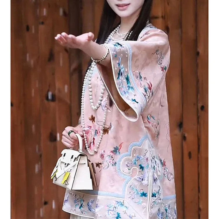 新中式国风女装知性风刺绣上衣2025早秋新款高级感老钱风唐装外套