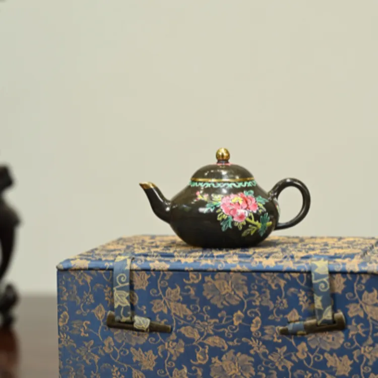 梨形·包真金        /容量100cc /原矿黑泥