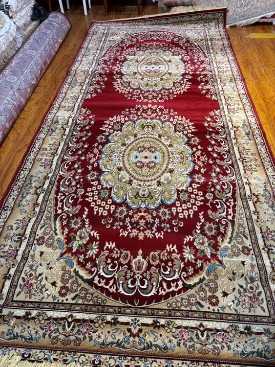 柔软红色进口混纺地毯2*4.5