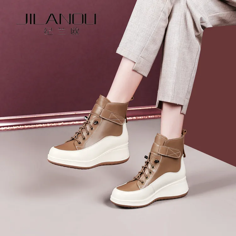 系带真皮马丁靴女2025冬季新款女鞋坡跟厚底短靴加绒牛皮软底靴子