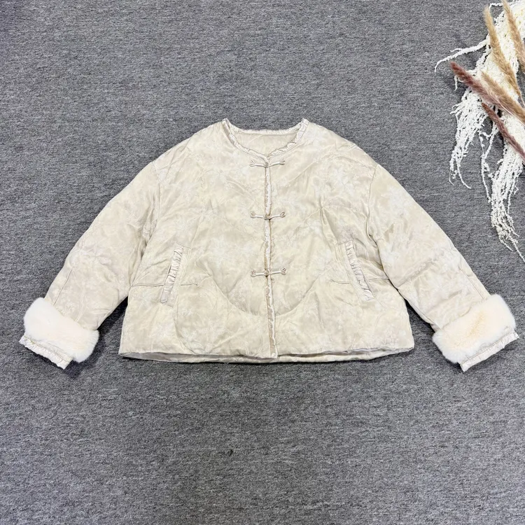 JW/静稳潮流新品时尚休闲女款减龄白鸭绒国风羽绒服5552275