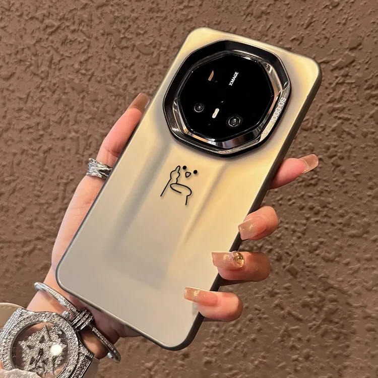 适用华为mate70rs非凡大师手机壳鄙视小人mate60pro保时捷60rs潮