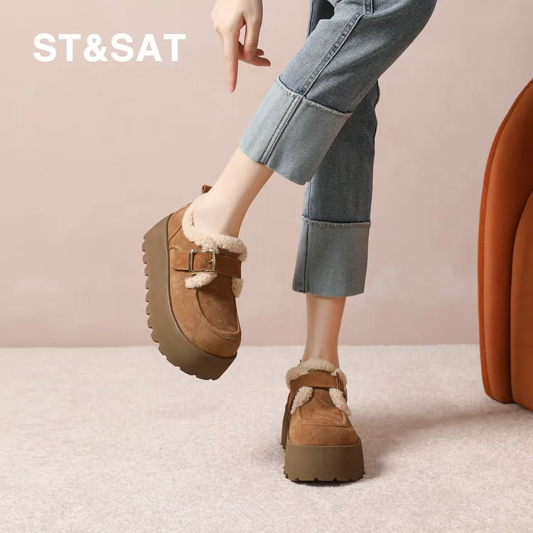 星期六爆款毛毛鞋2026冬季新款加绒保暖雪地靴棉鞋复古百搭勃肯鞋