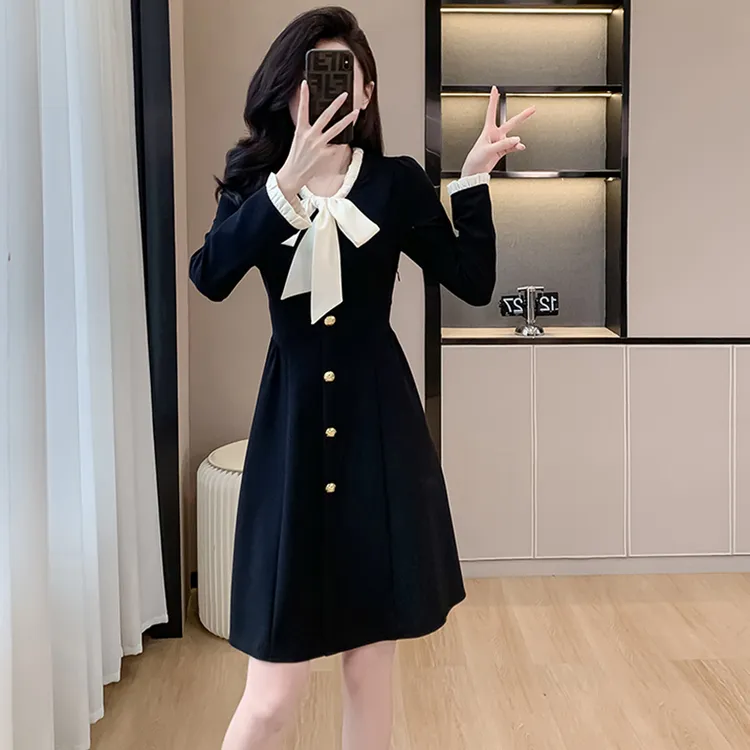 法式复古小香风蝴蝶结系带连衣裙高级感收腰气质赫本小黑裙2339
