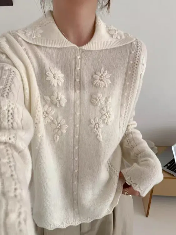 100绵羊毛翻领宽松版镂空针织衫打底网红风手工绣花套头女装上衣