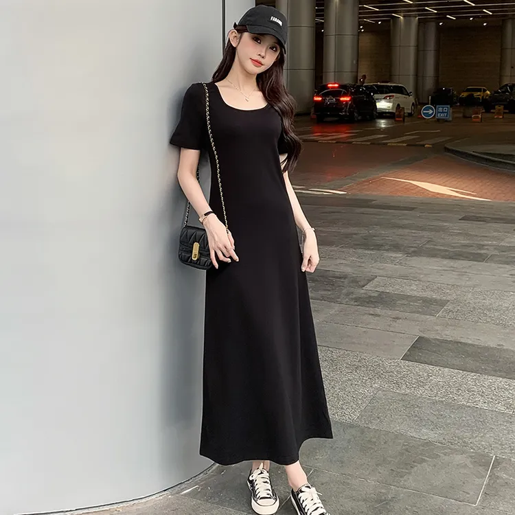 温婉大方衣服时尚宽松休闲慵懒风显瘦长款a字小黑裙外出洋气裙子