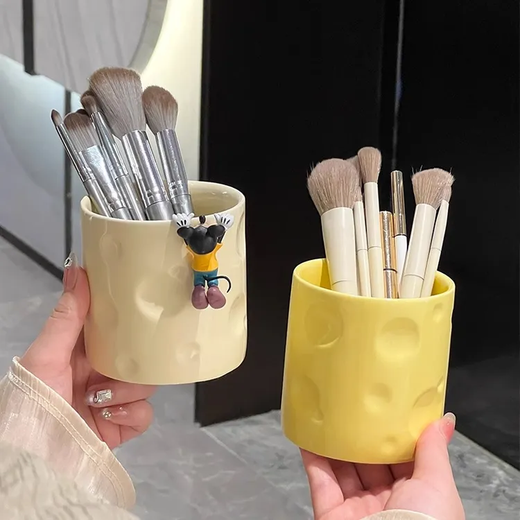 轻奢奶酪收纳筒口红化妆刷眉笔收纳桌面文具笔筒收纳盒