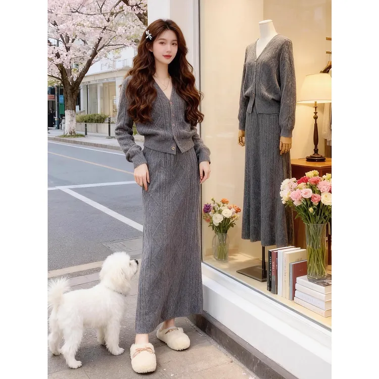 韩系慵懒风松弛感休闲通勤灰色V领长袖毛衣高腰半身裙秋季两件套