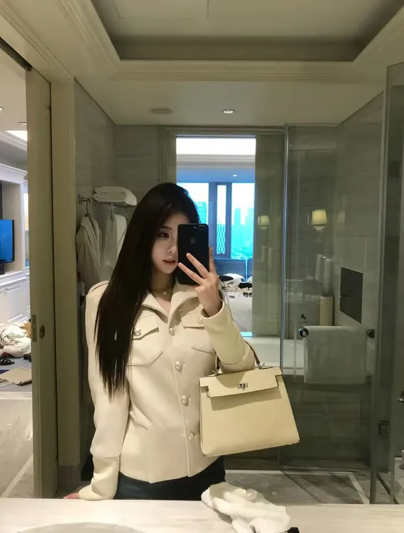 *尹千金*【苏黎世白】美式复古米白出游服装女短款夹克外套 W257467