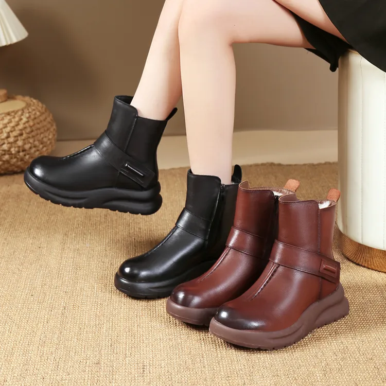 冬季新款真皮软底防滑休闲冬季女复古港风短靴棉靴百搭羊毛棉靴