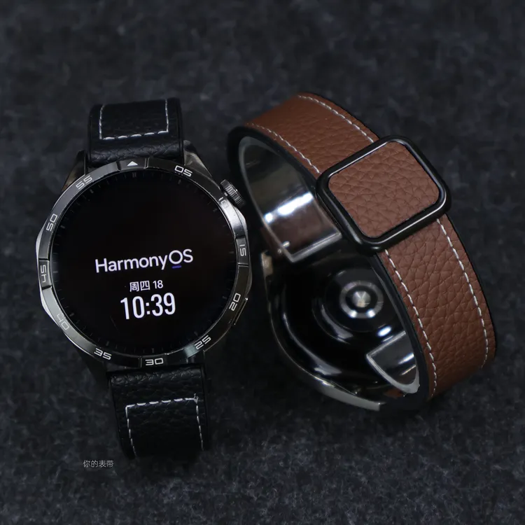 适用华为GT6/4手表荔枝纹皮革拼硅胶watch5/3pro磁吸折叠方扣表带