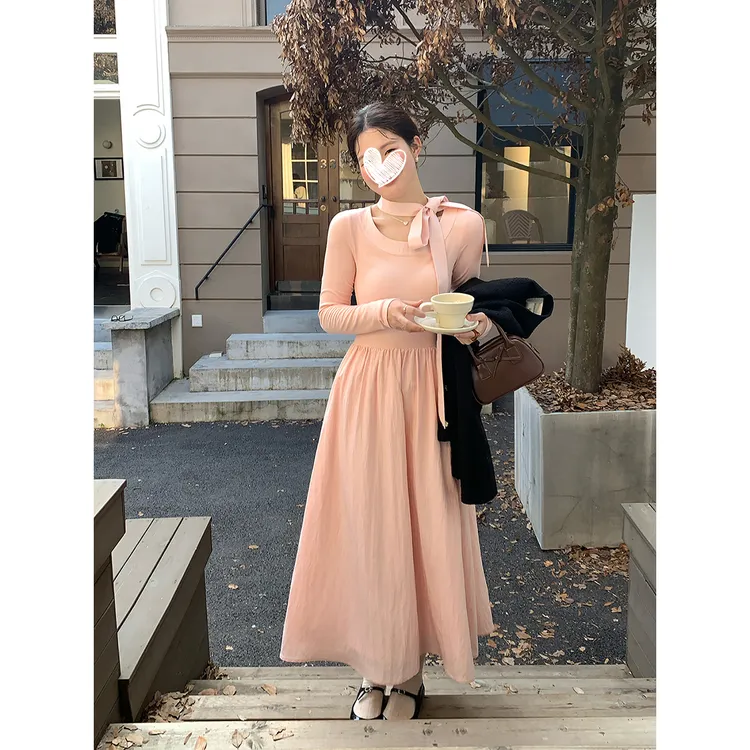 奶霜桃桃】韩系大圆领温柔粉色长袖连衣裙子女新款收腰显瘦长裙