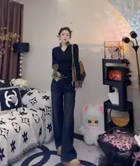 L.X~新款高腰显瘦不贴腿百搭宽松加绒直筒微喇牛仔裤7023