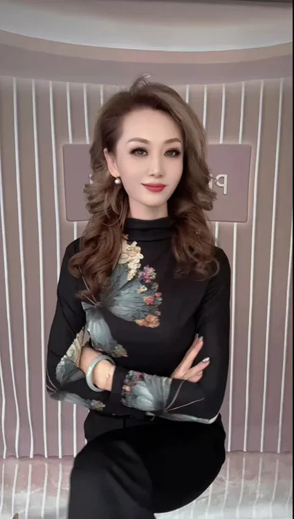 街头长袖常规纱网修身型扎染T恤网红洋气显瘦