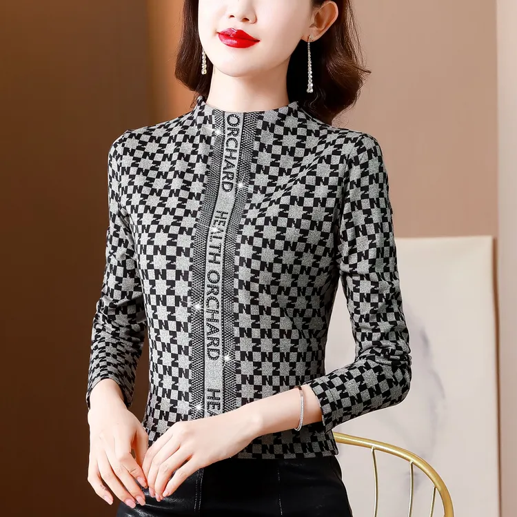 妈妈秋冬半高领字母烫钻打底衫长袖德绒内搭小衫高级感洋气上衣女