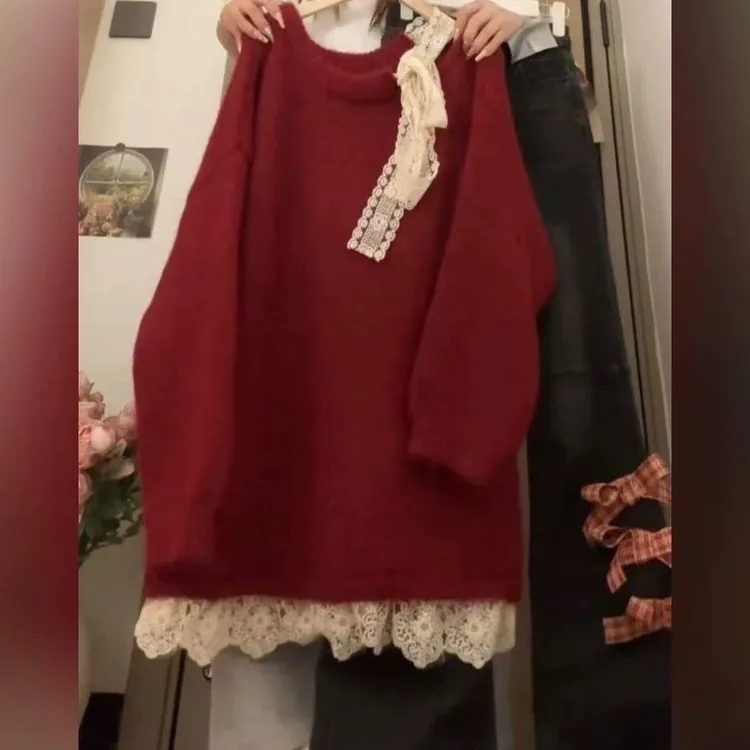红色慵懒氛围感蕾丝拼接露肩毛衣女秋冬小个子甜辣妹宽松针织上衣